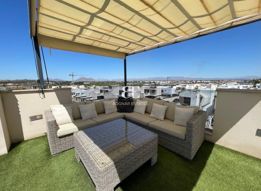 Resale - Villa -
Benijofar