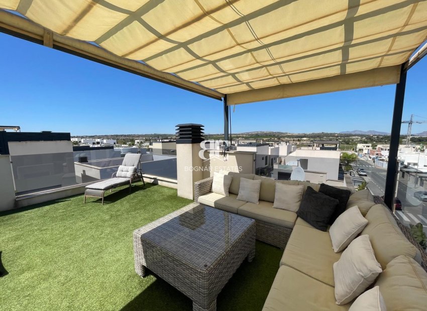Resale - Villa -
Benijofar