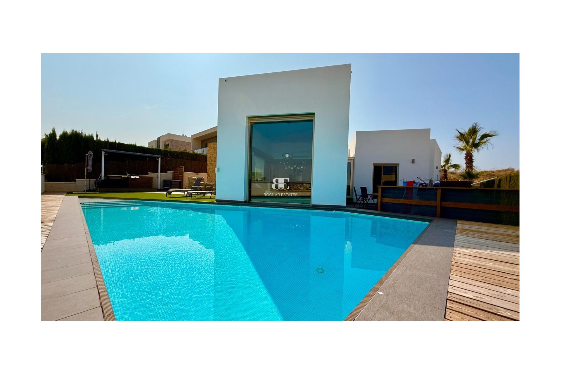 Resale - Villa -
Benijofar
