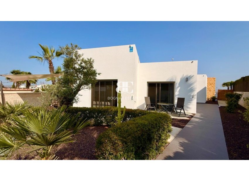 Resale - Villa -
Benijofar