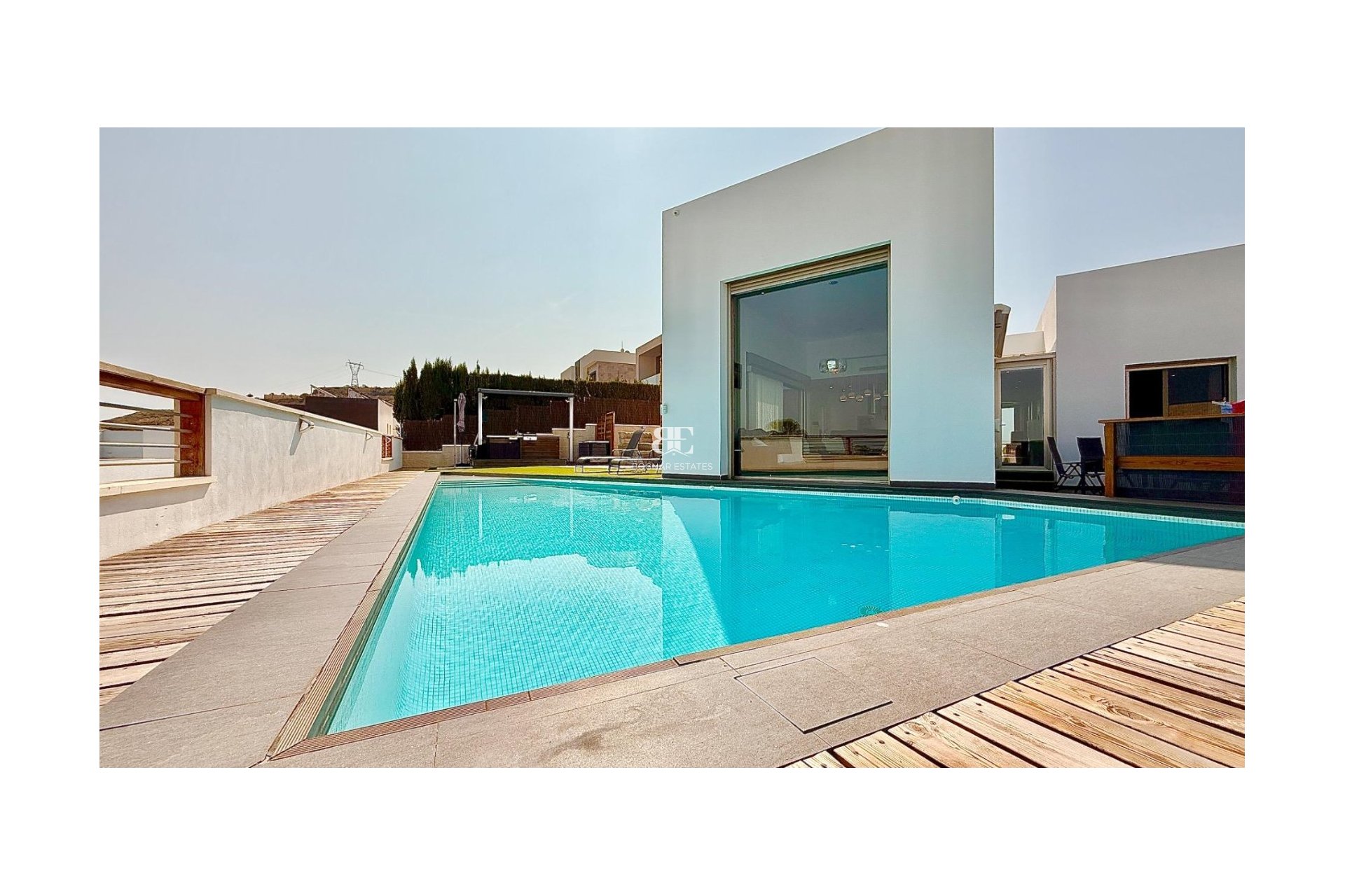 Resale - Villa -
Benijofar