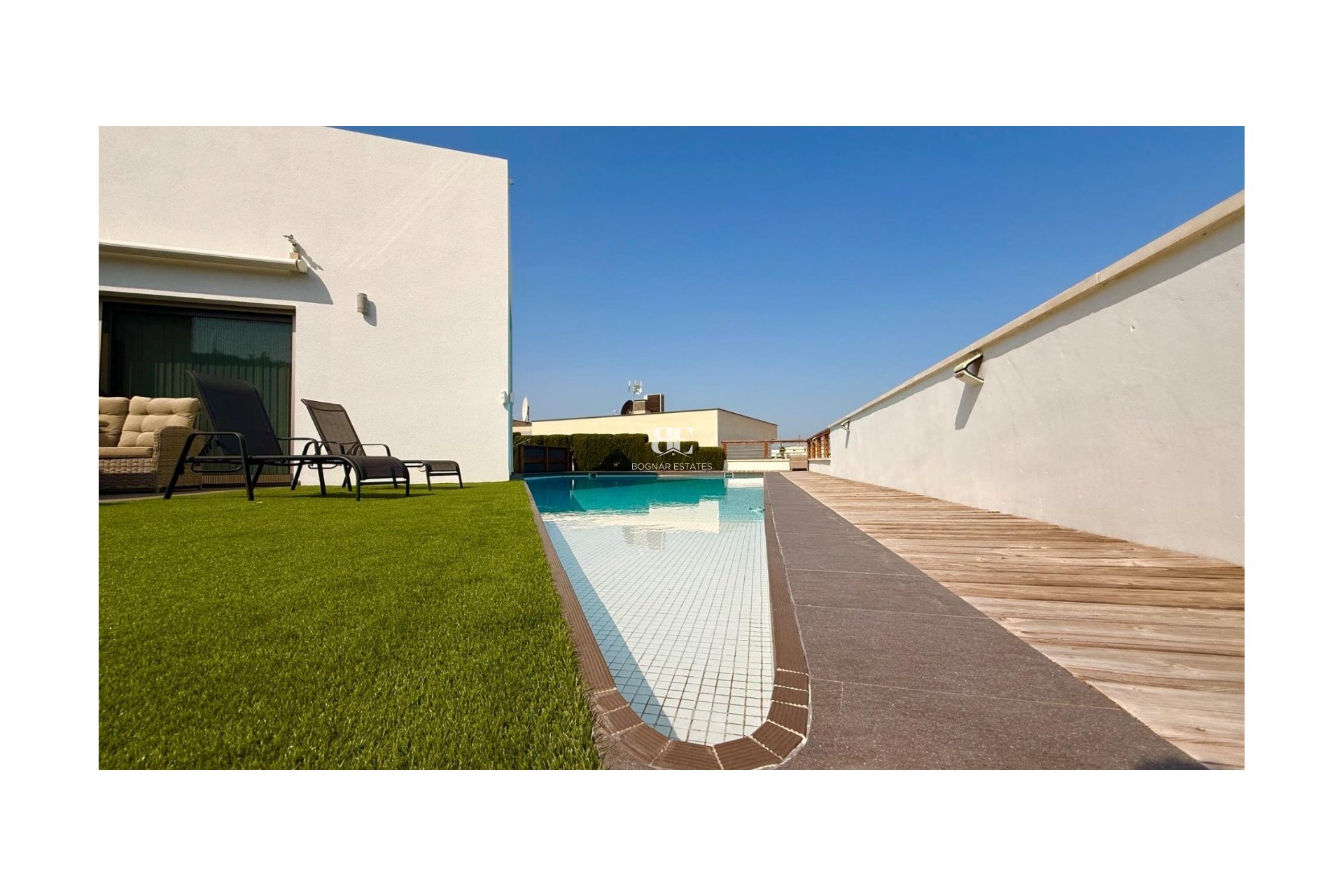 Resale - Villa -
Benijofar