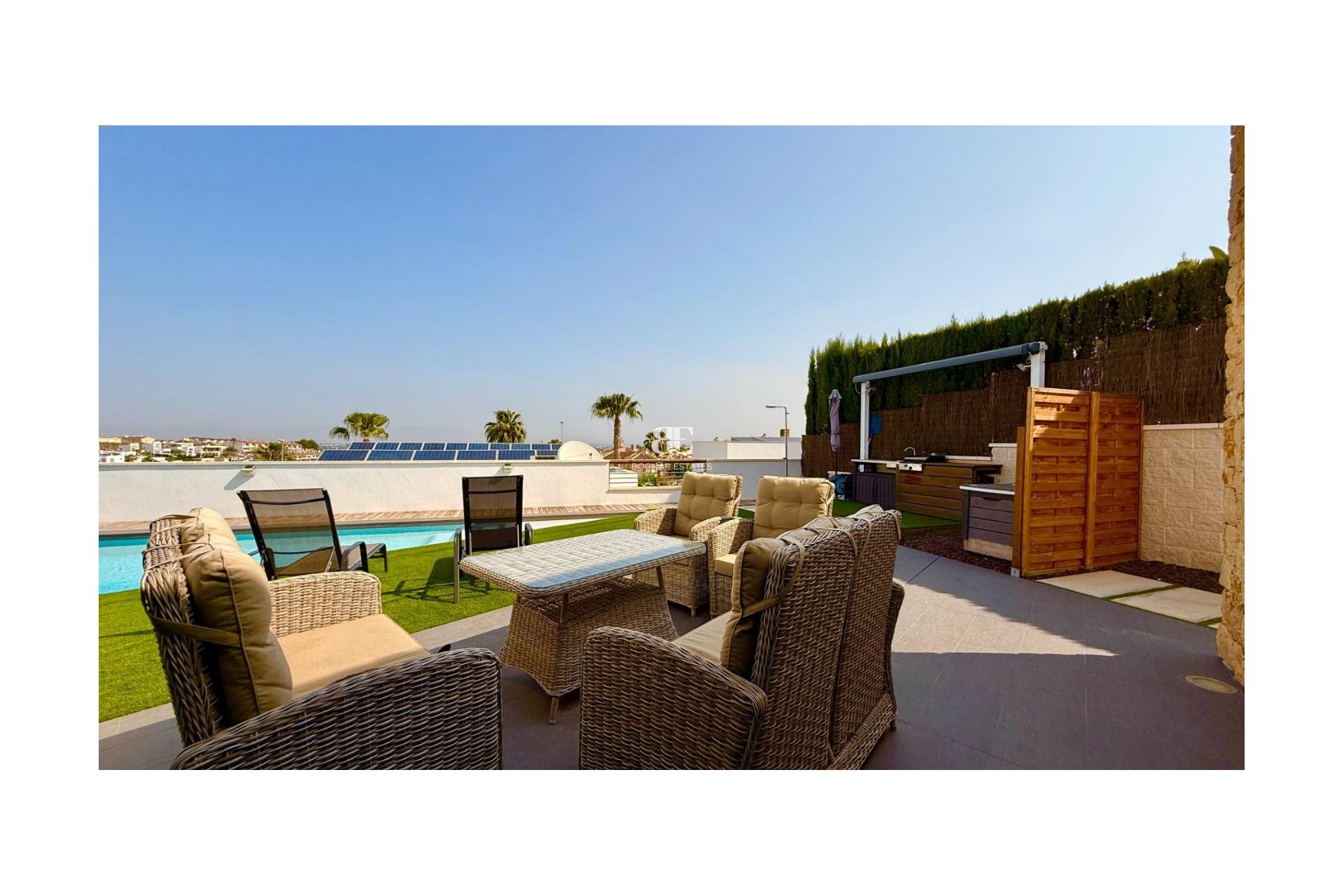 Resale - Villa -
Benijofar