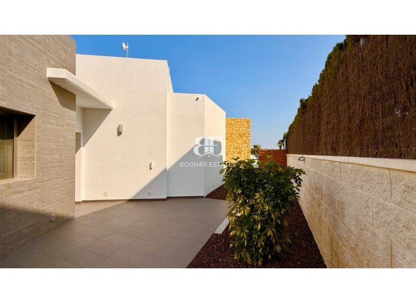 Resale - Villa -
Benijofar
