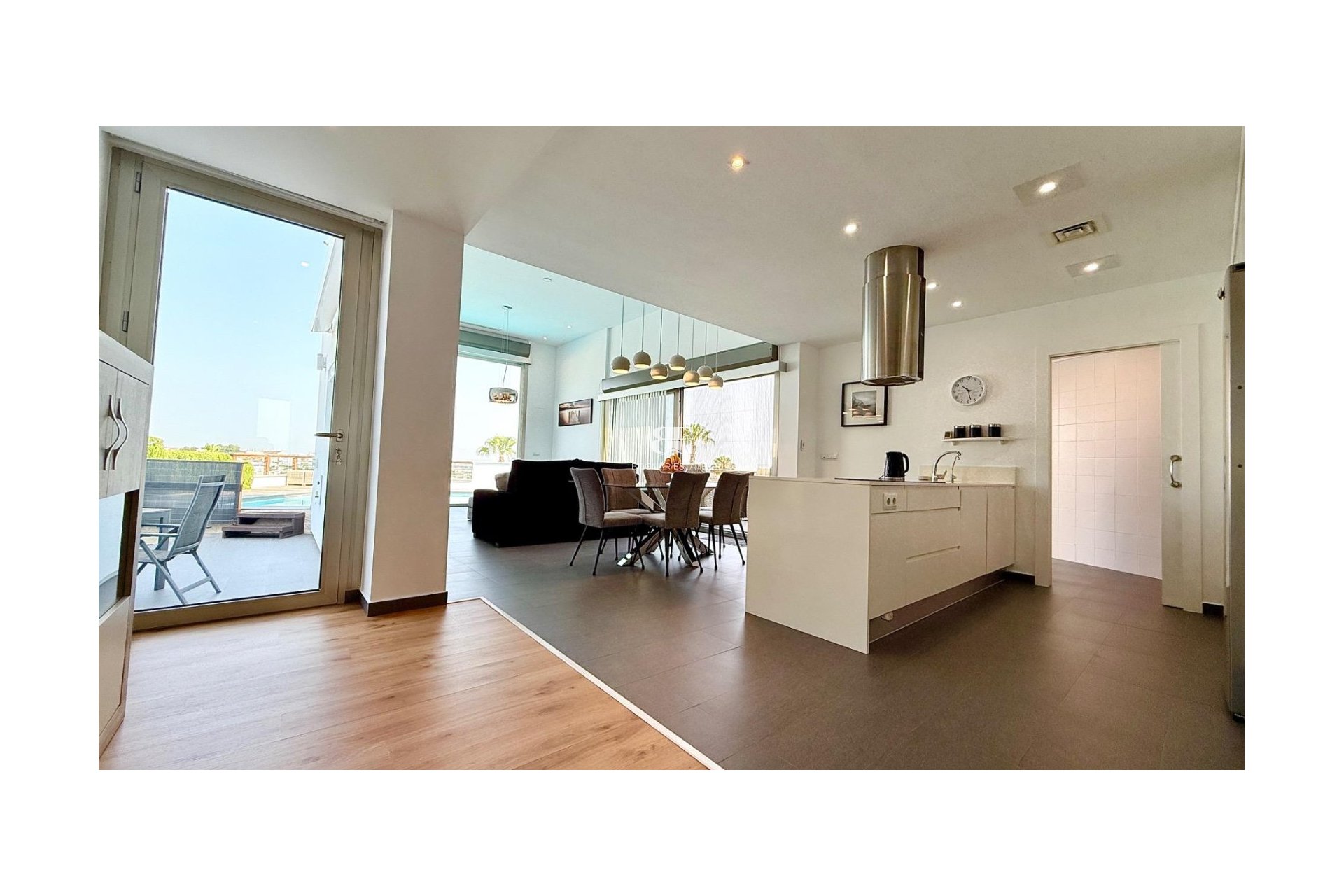 Resale - Villa -
Benijofar