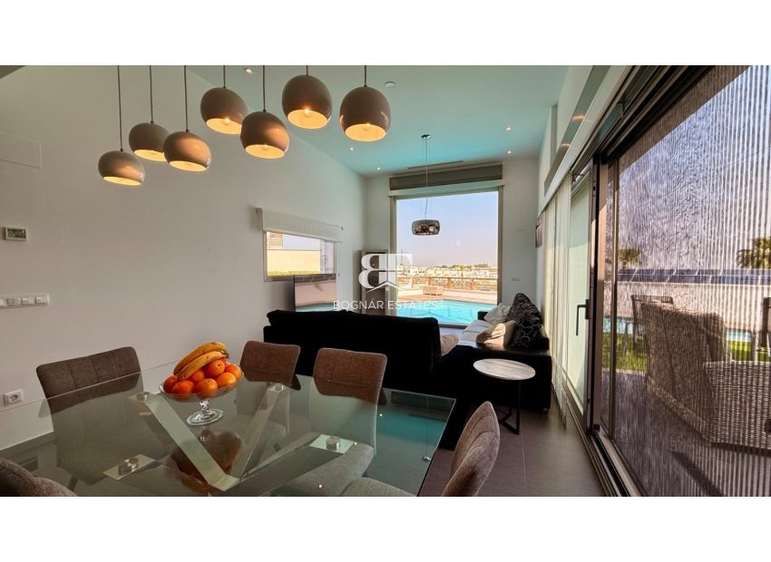 Resale - Villa -
Benijofar