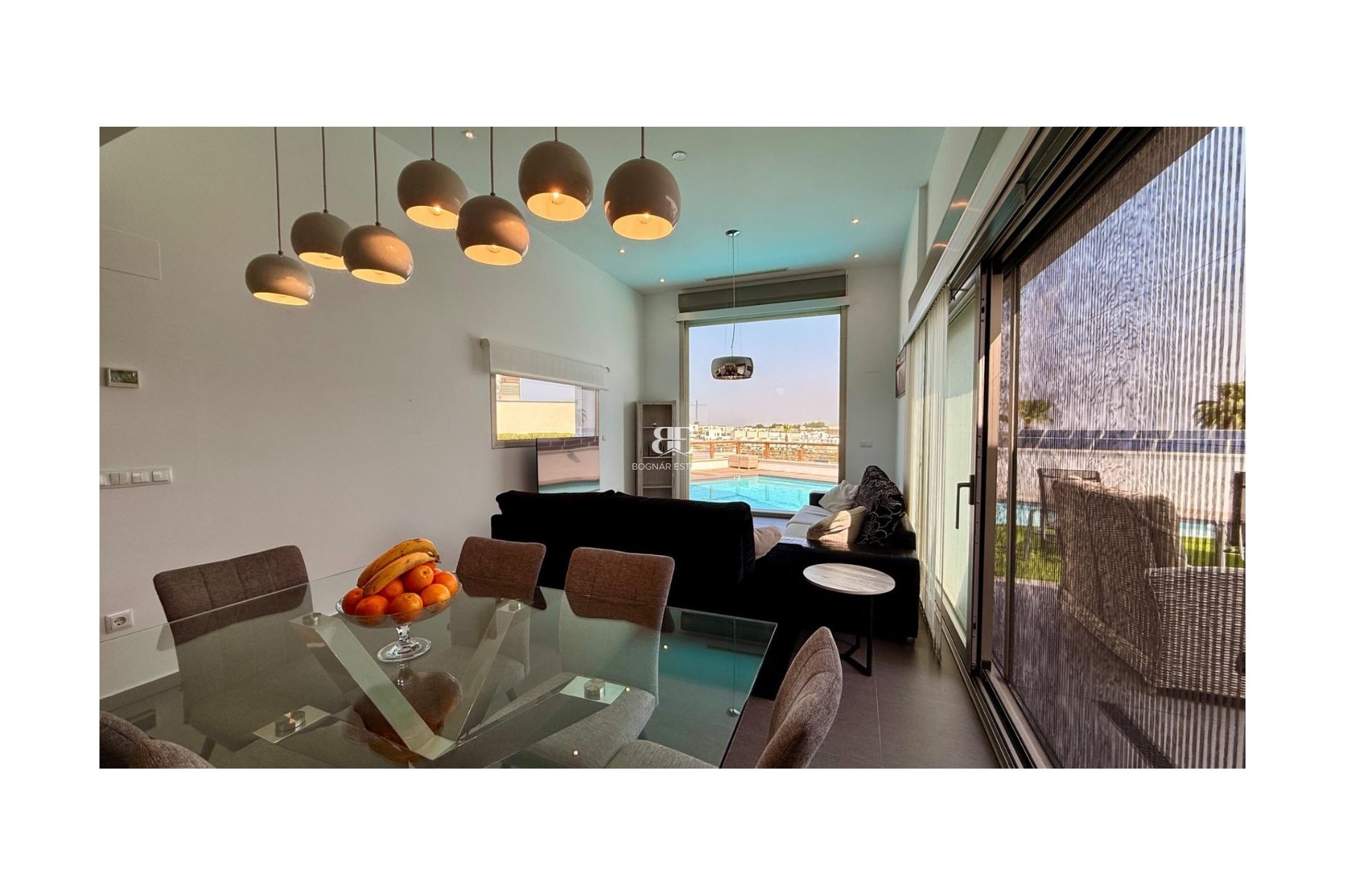 Resale - Villa -
Benijofar