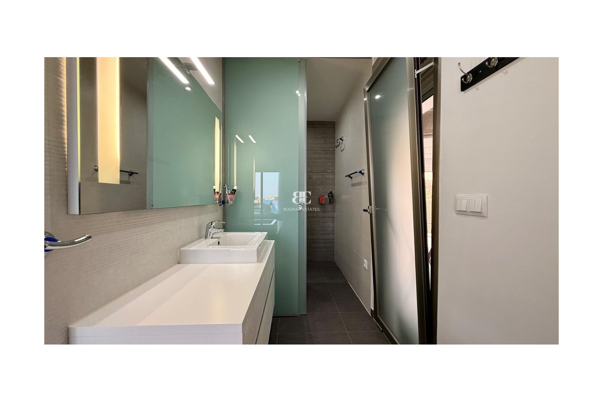 Resale - Villa -
Benijofar