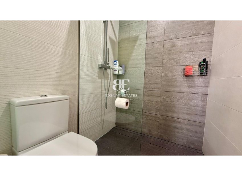 Resale - Villa -
Benijofar
