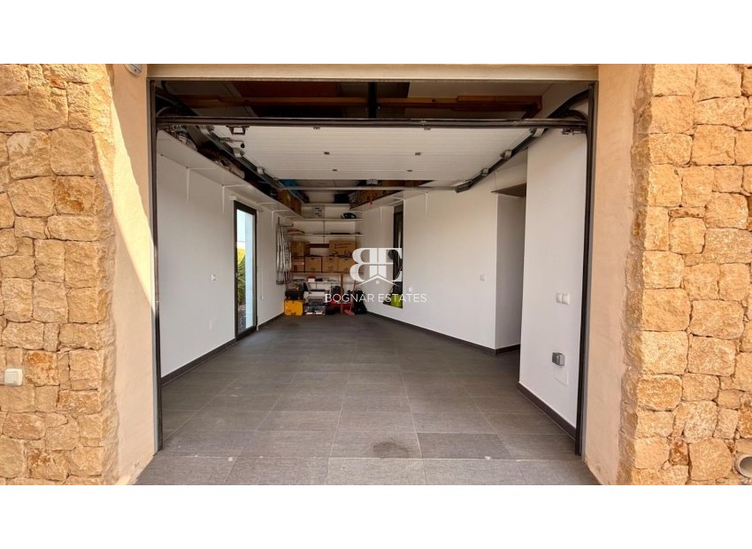 Resale - Villa -
Benijofar