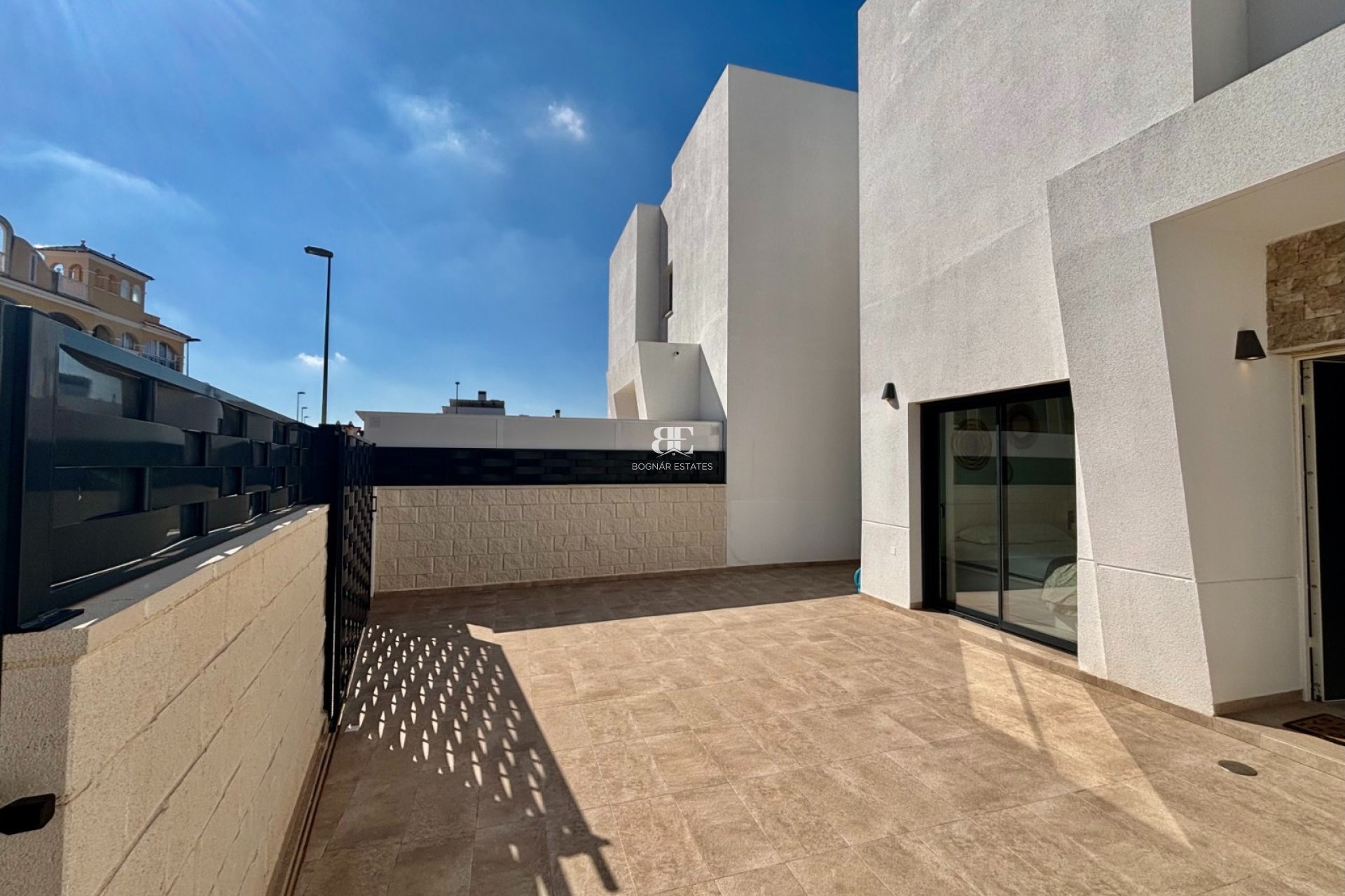 Resale - Villa -
Benijofar