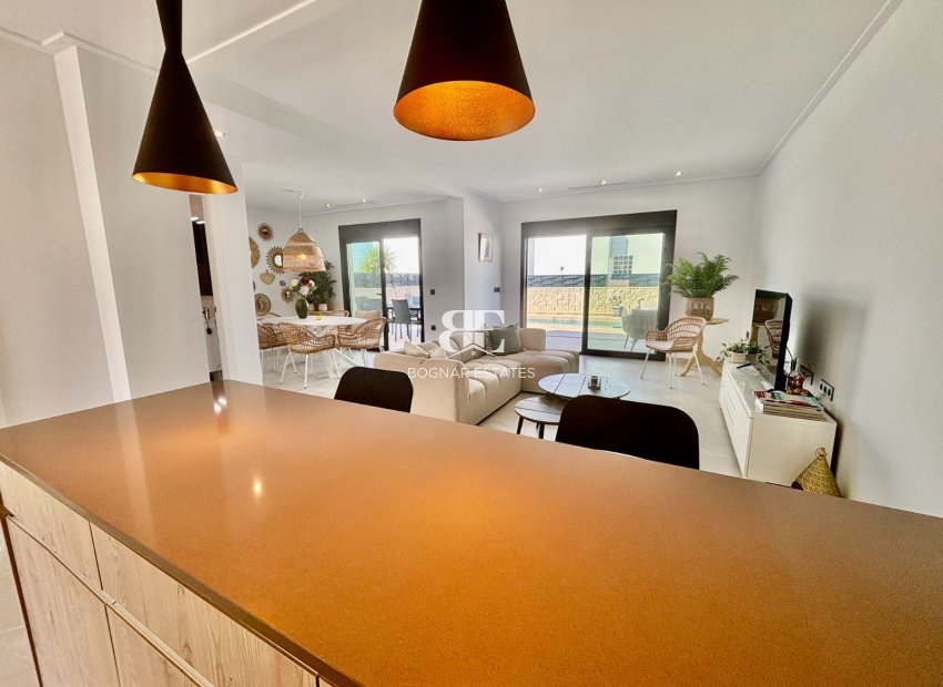 Resale - Villa -
Benijofar