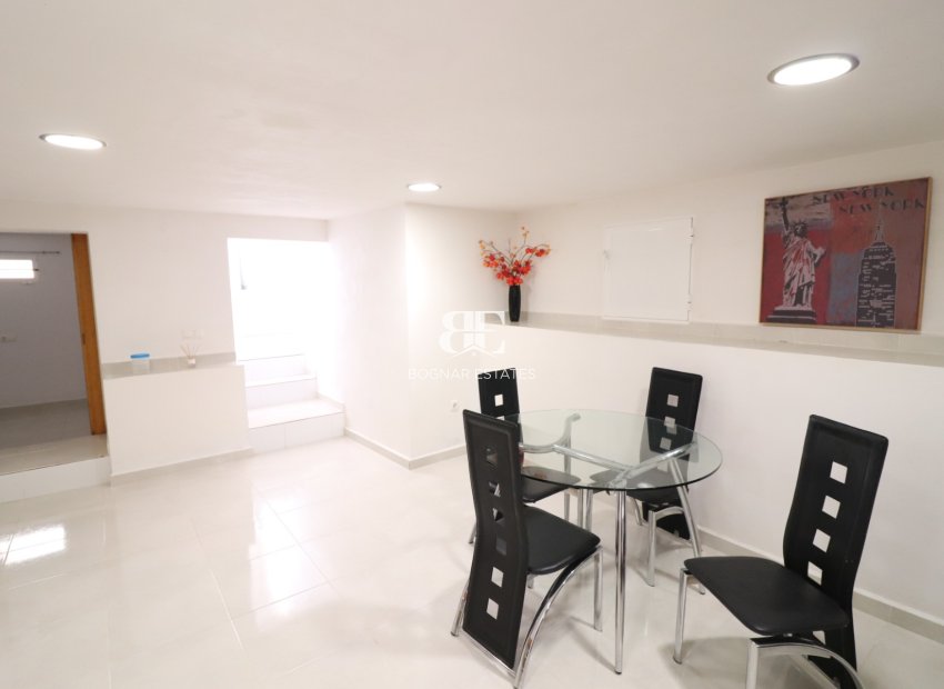 Resale - Villa -
Benimar - Rojales