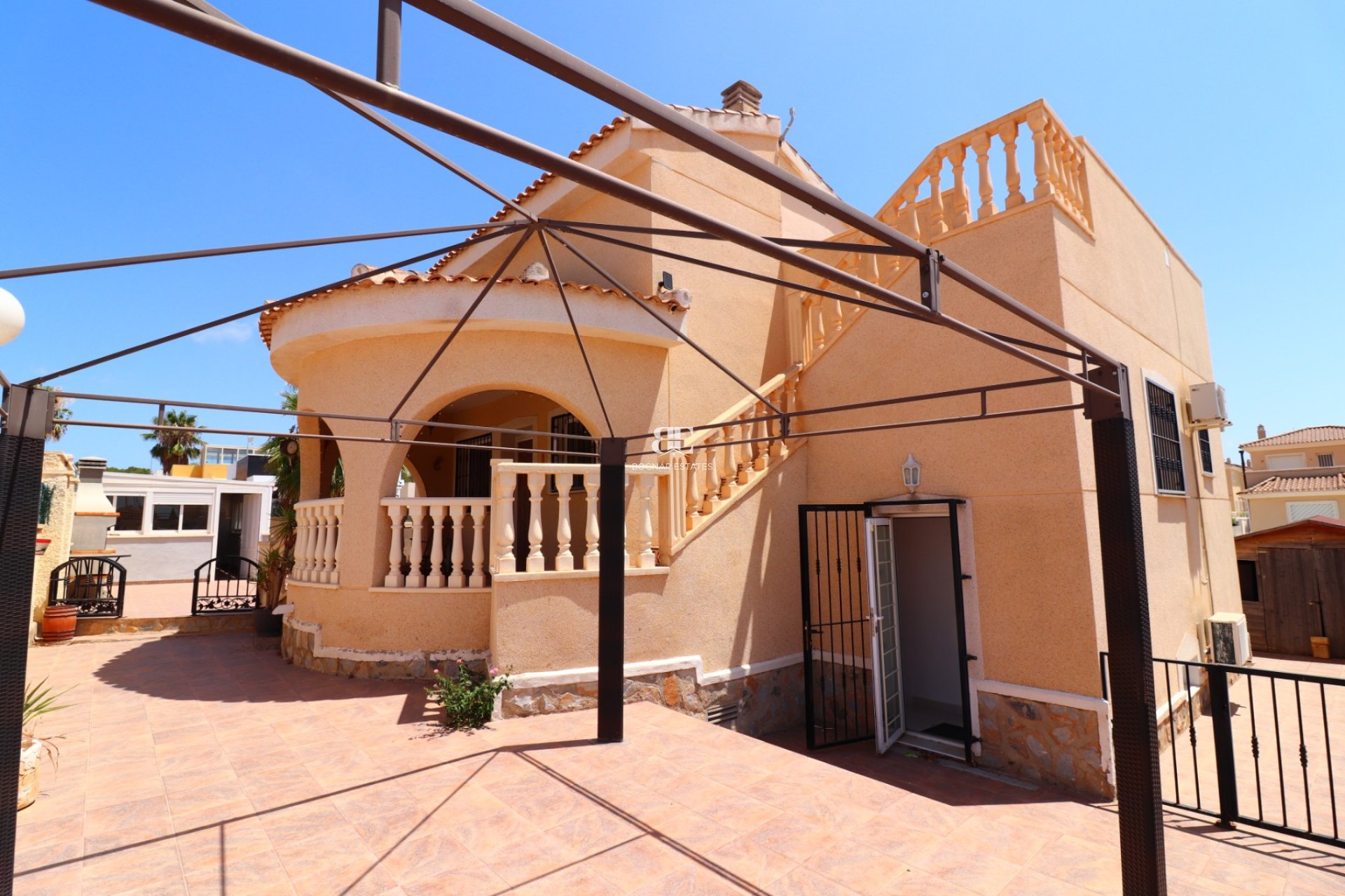 Resale - Villa -
Benimar - Rojales