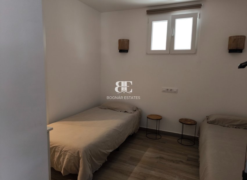 Resale - Villa -
Benissa - La Fustera