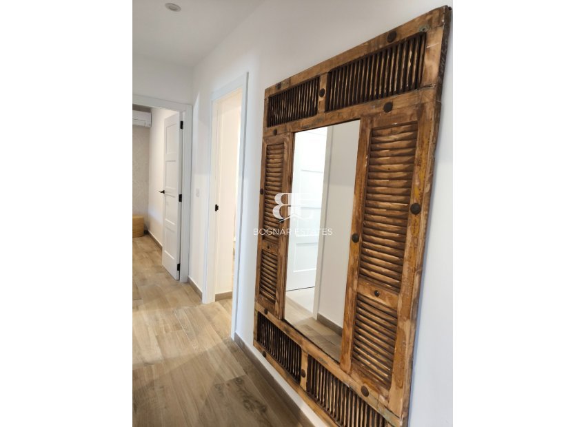 Resale - Villa -
Benissa - La Fustera