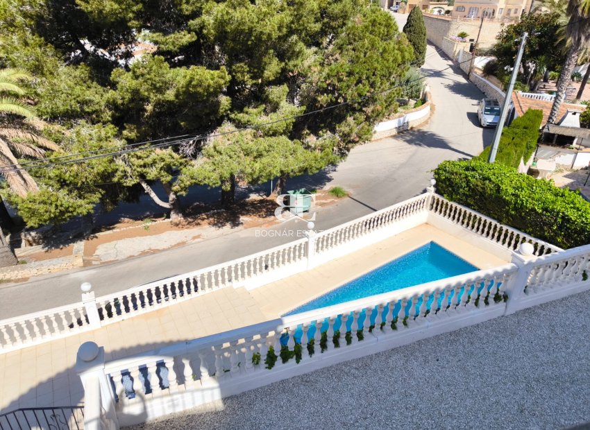 Resale - Villa -
Benissa - La Fustera