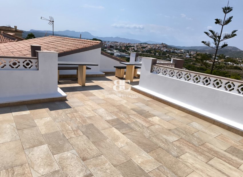 Resale - Villa -
Benitachell