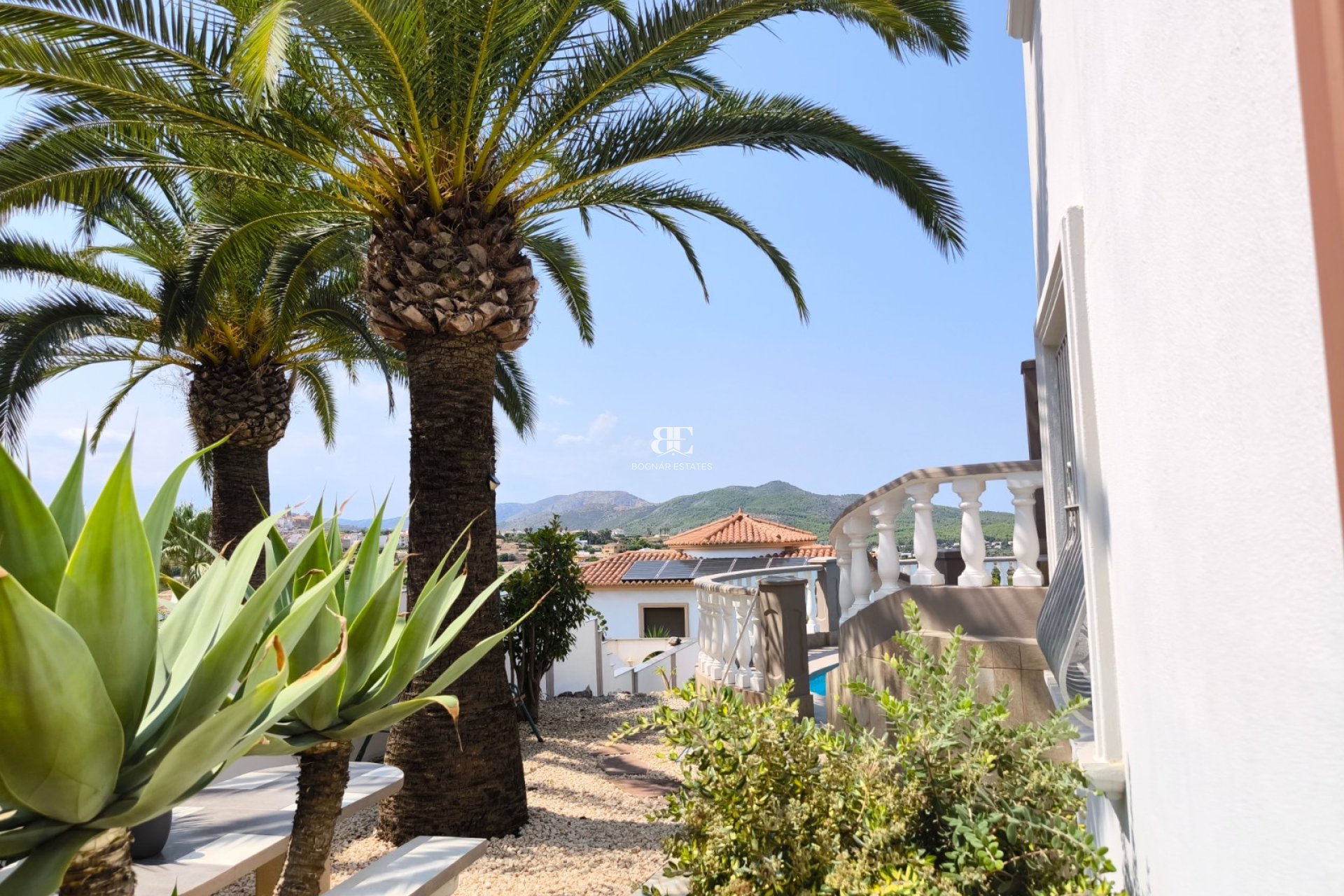 Resale - Villa -
Benitachell