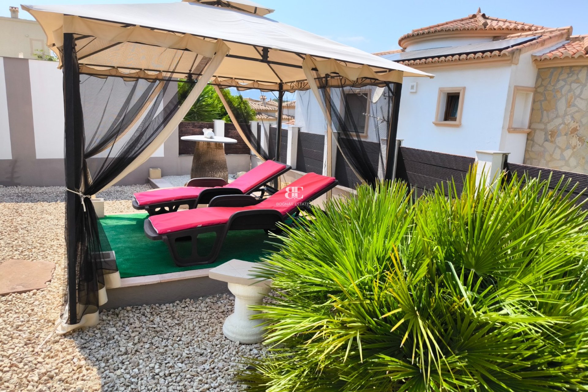 Resale - Villa -
Benitachell