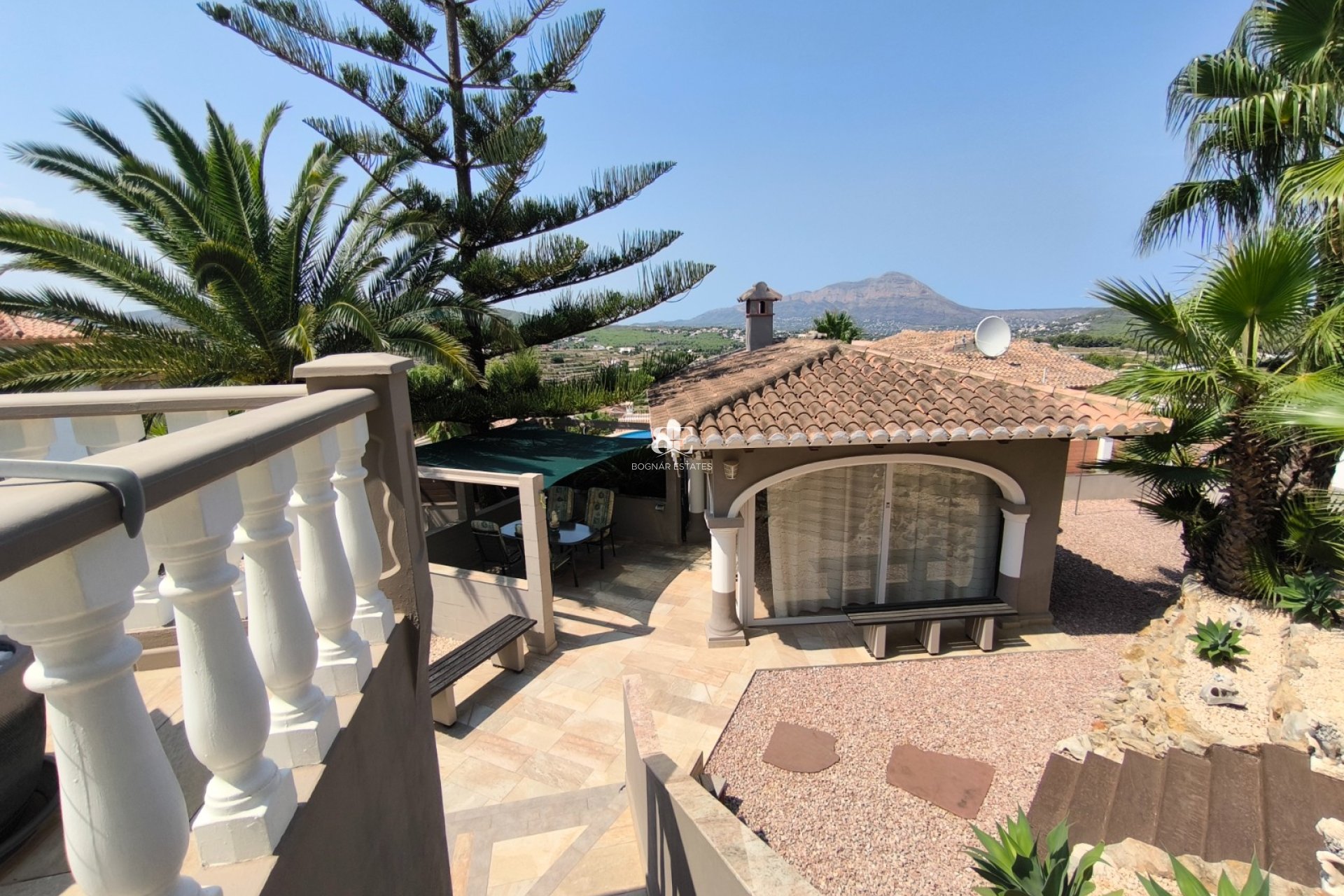 Resale - Villa -
Benitachell