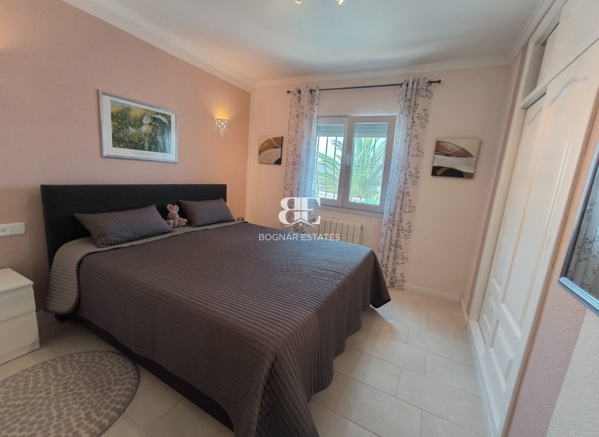 Resale - Villa -
Benitachell