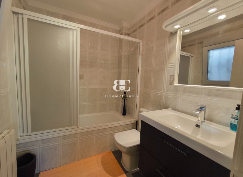 Resale - Villa -
Benitachell