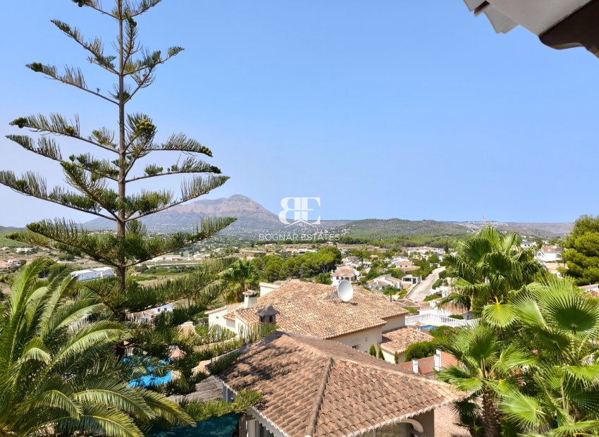 Resale - Villa -
Benitachell