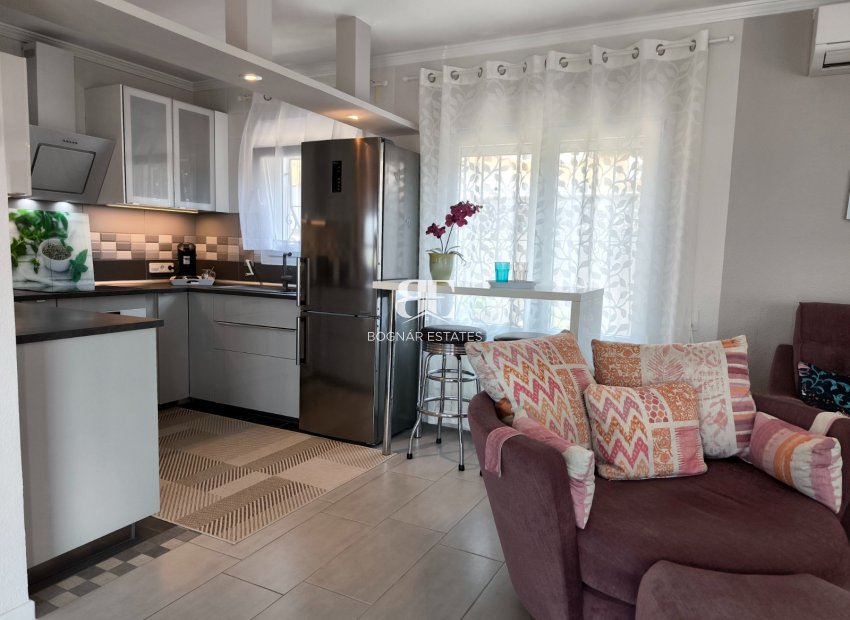 Resale - Villa -
Benitachell