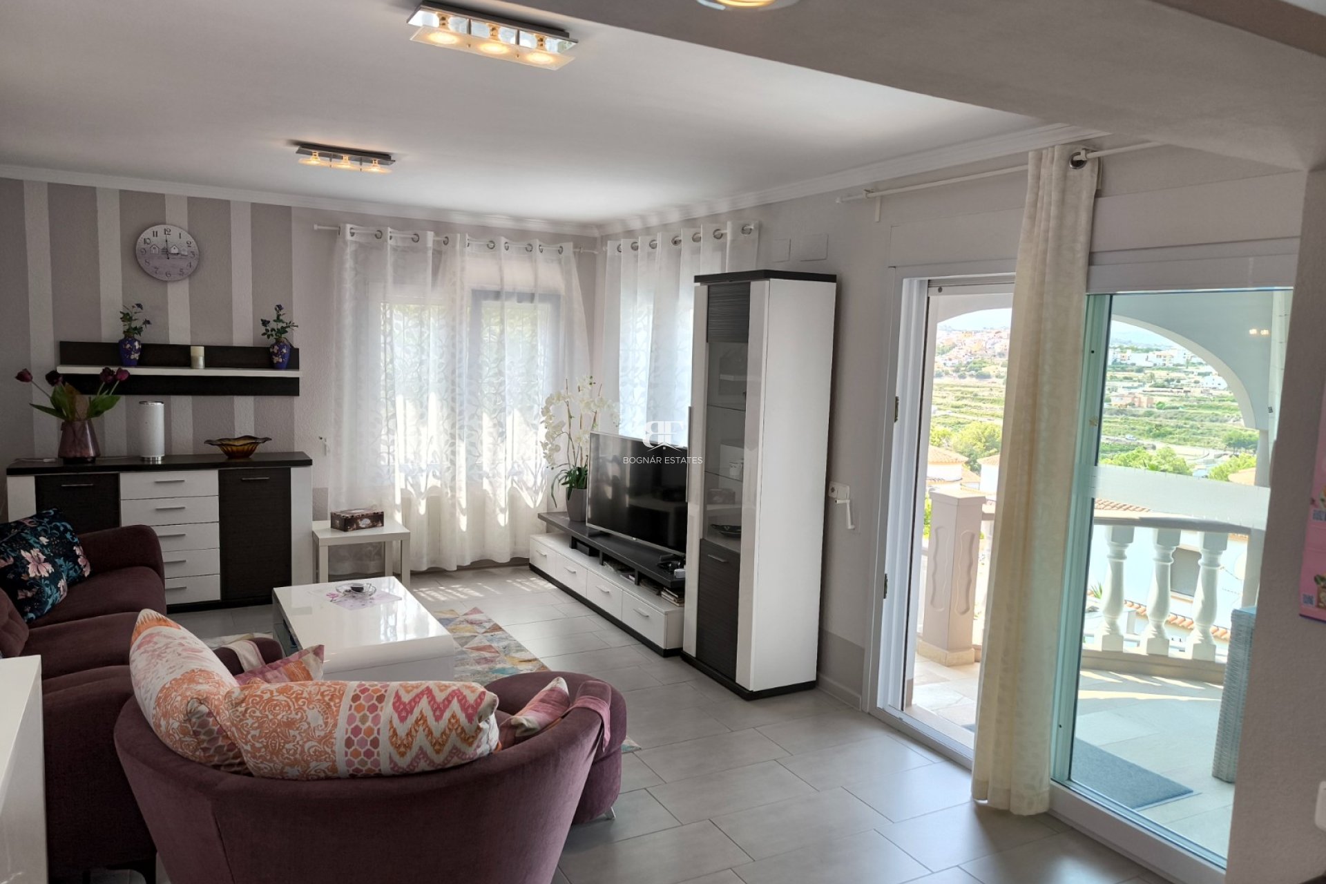 Resale - Villa -
Benitachell