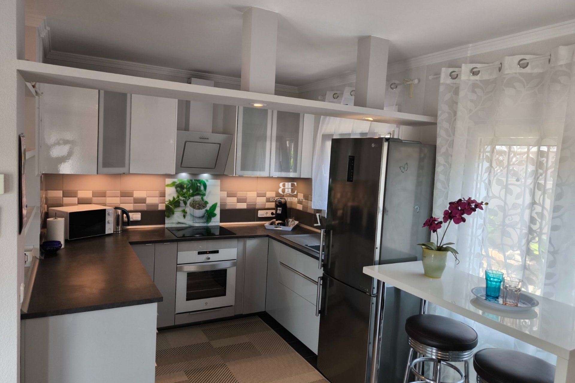 Resale - Villa -
Benitachell