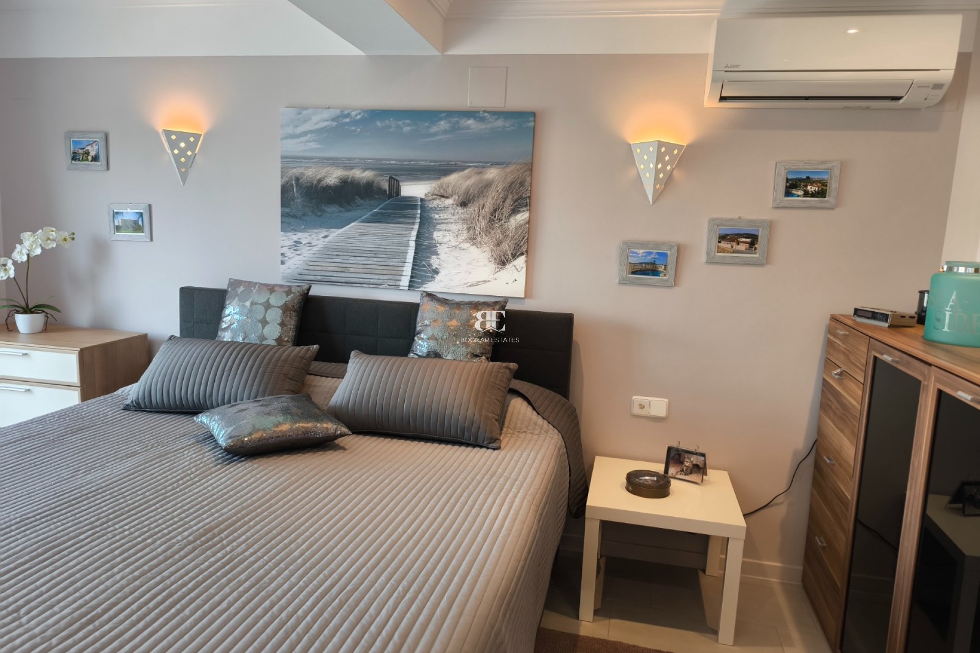 Resale - Villa -
Benitachell