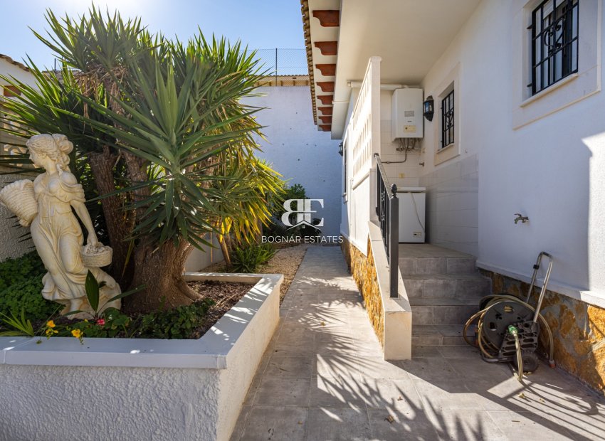 Resale - Villa -
Bigastro - Villas Andrea