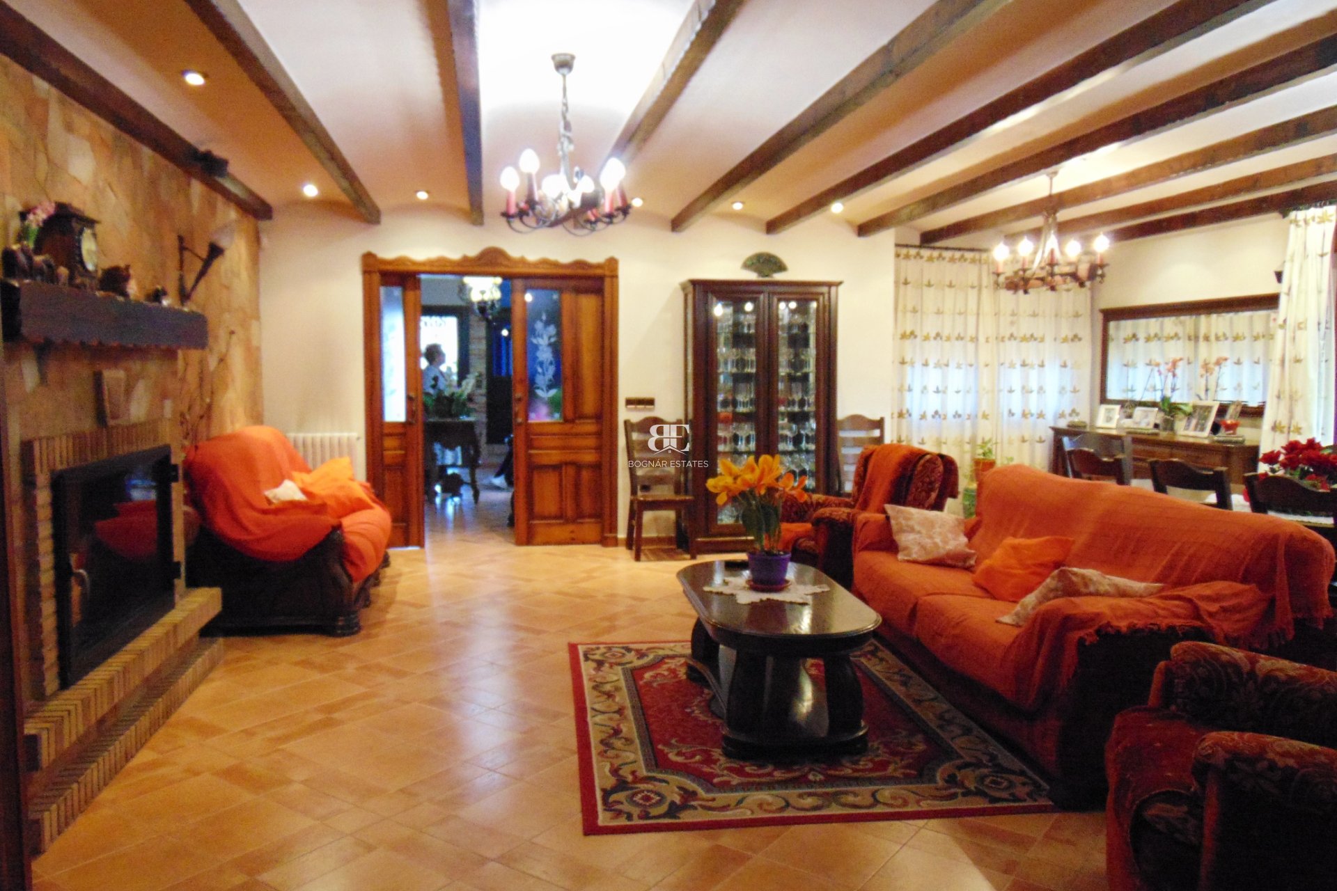 Resale - Villa -
Bigastro