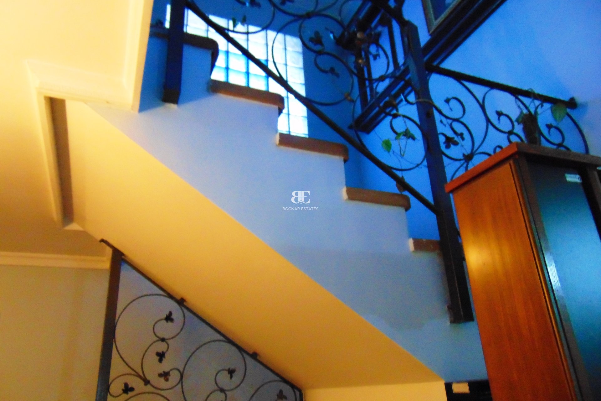 Resale - Villa -
Bigastro