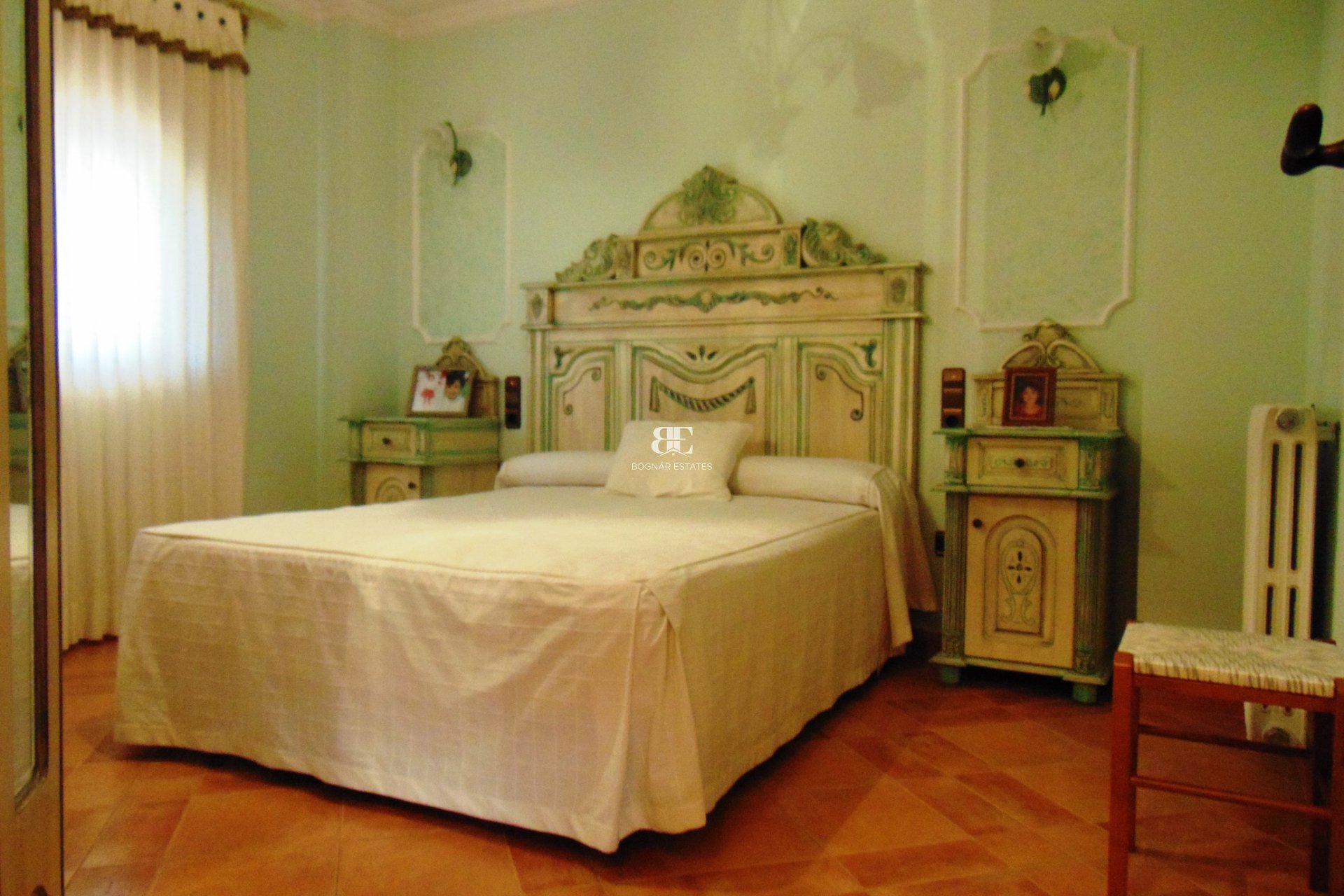 Resale - Villa -
Bigastro