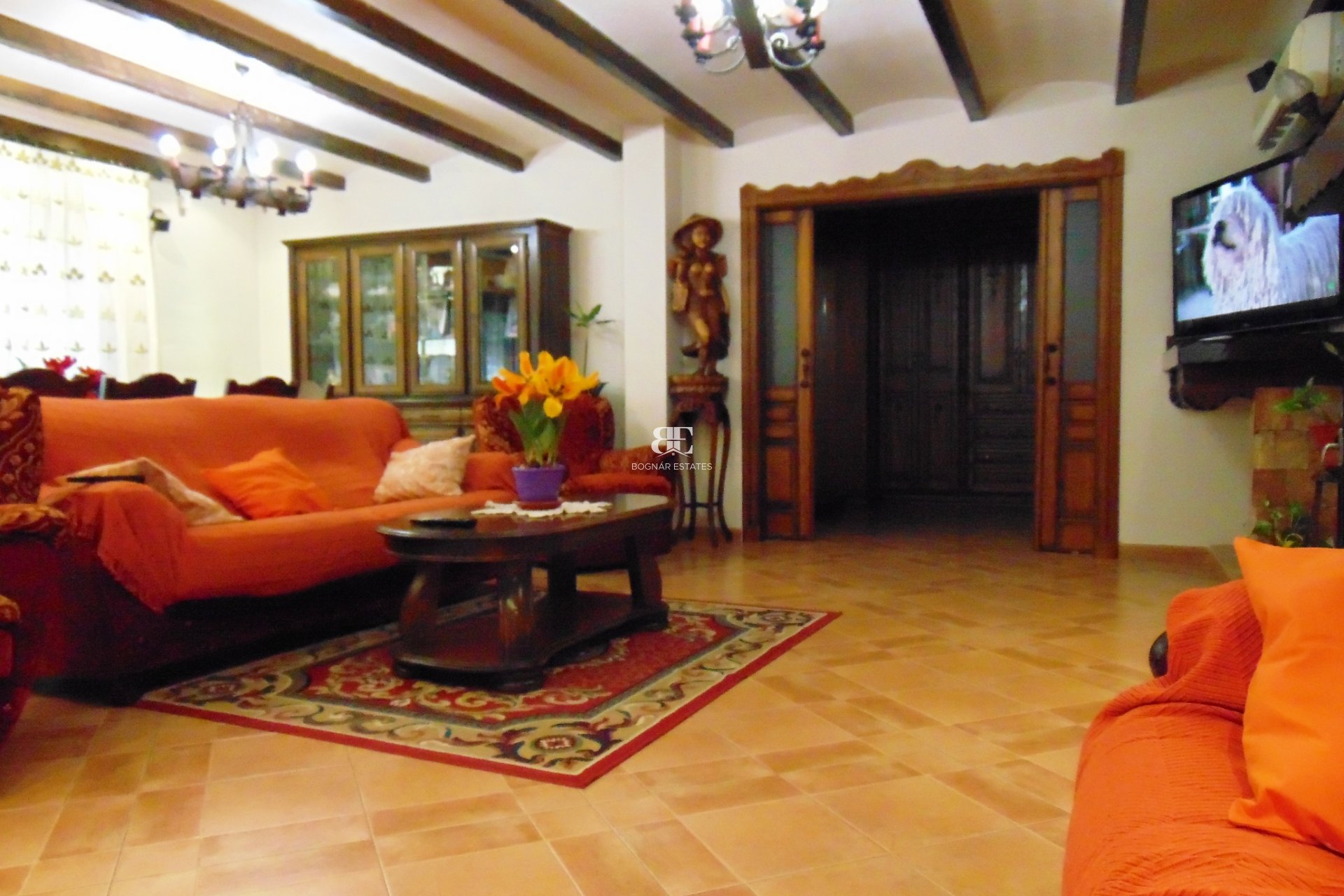 Resale - Villa -
Bigastro