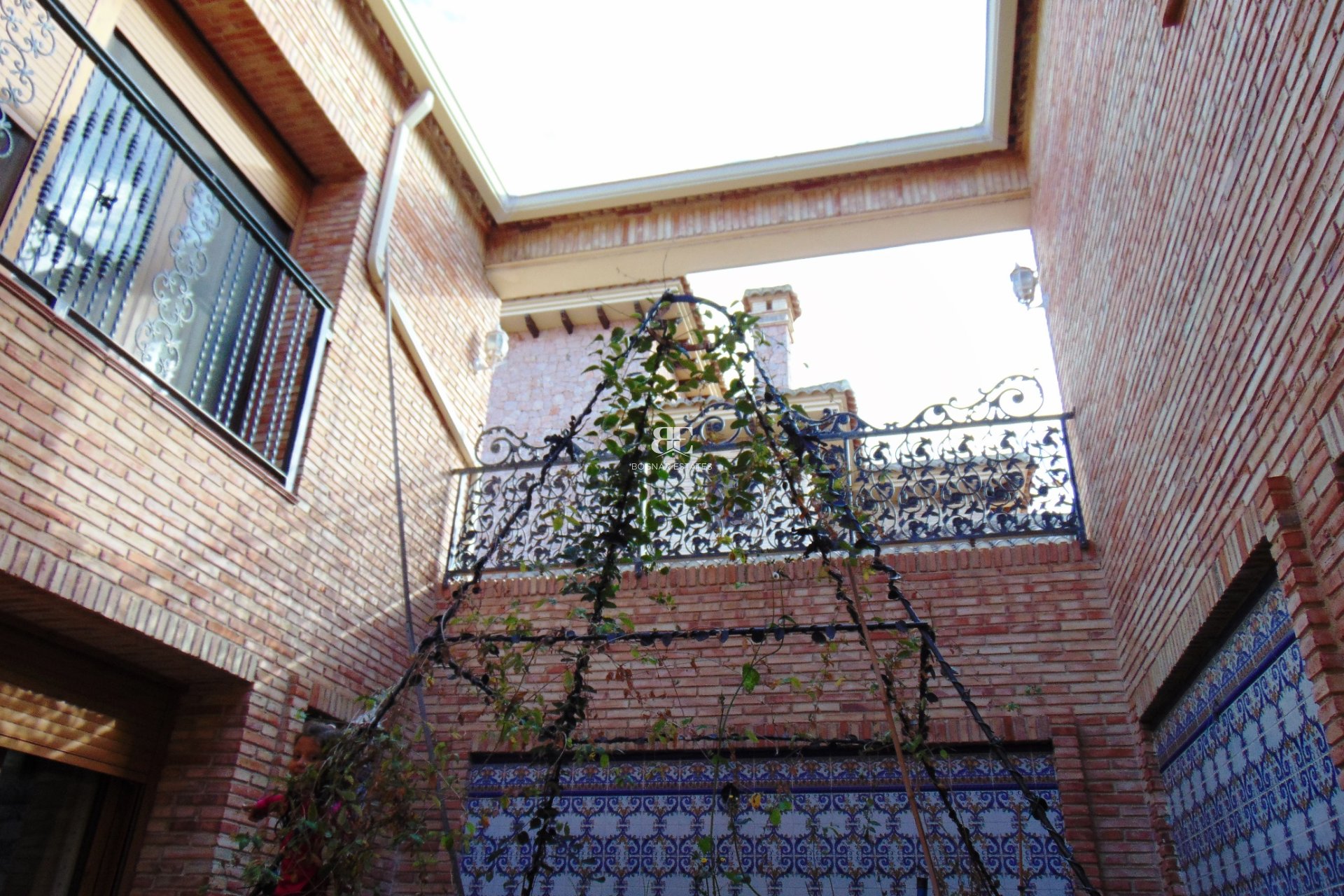 Resale - Villa -
Bigastro