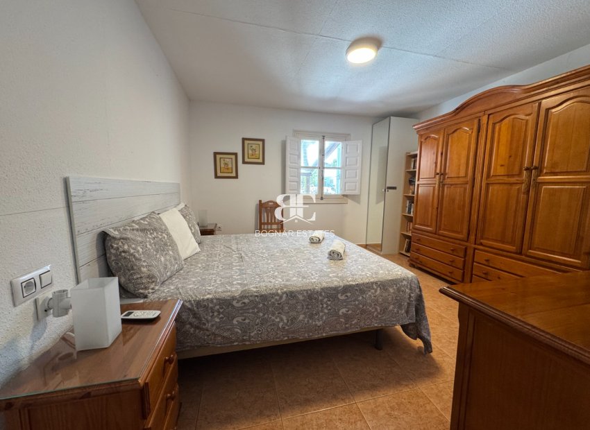 Resale - Villa -
Blanca