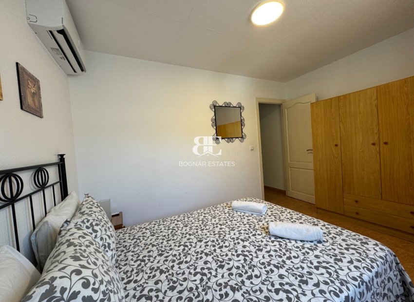 Resale - Villa -
Blanca