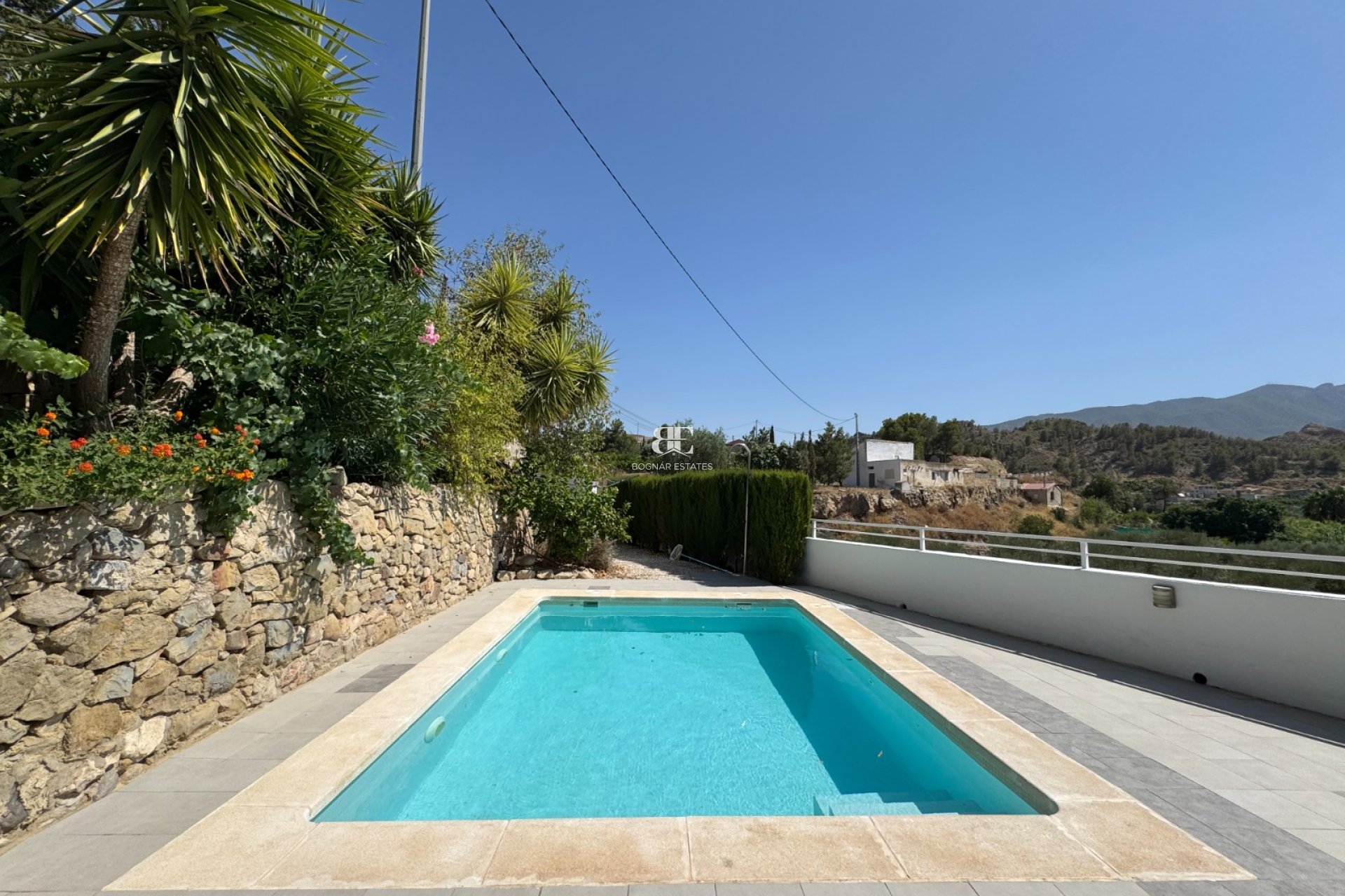 Resale - Villa -
Blanca