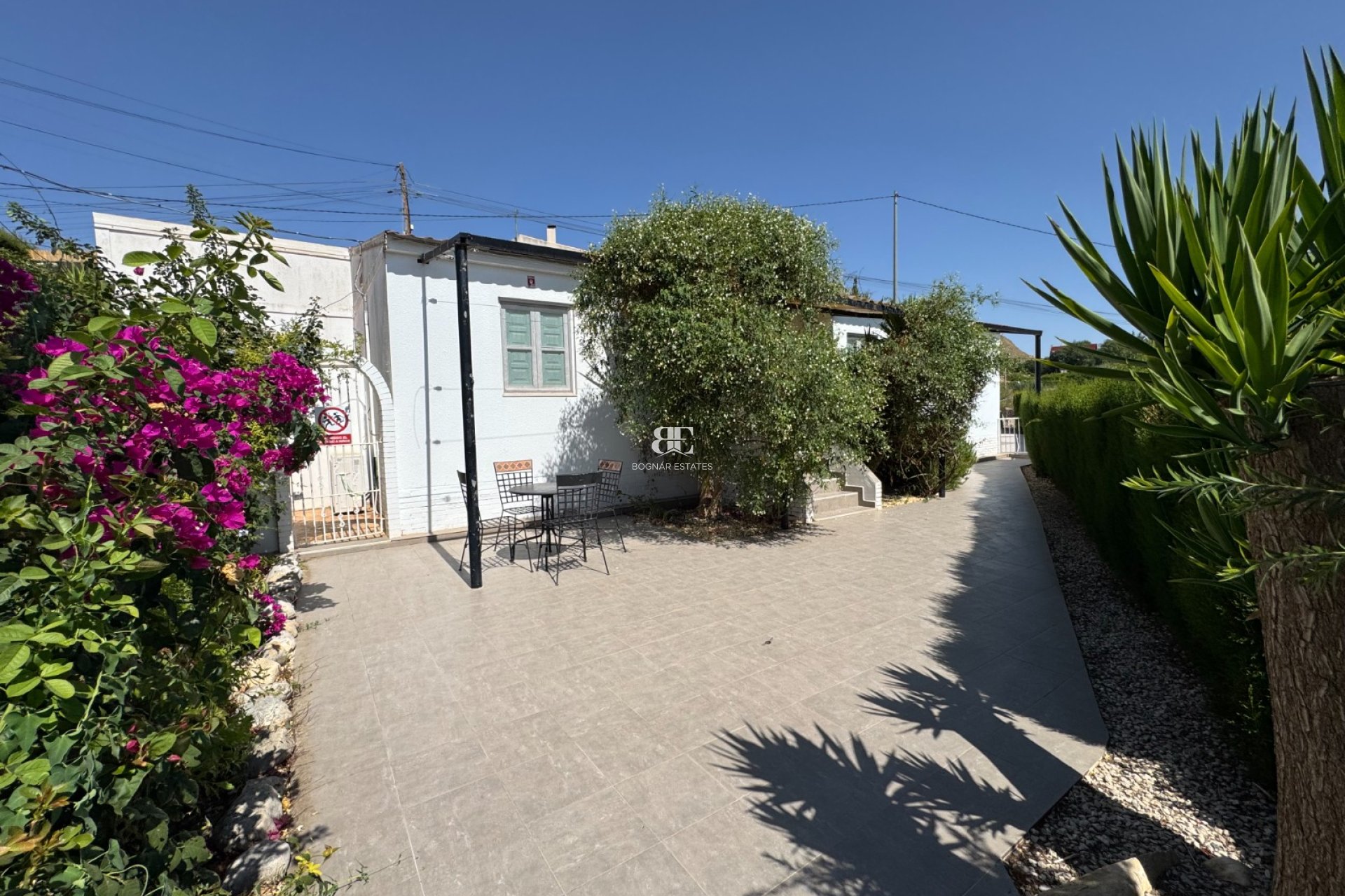 Resale - Villa -
Blanca