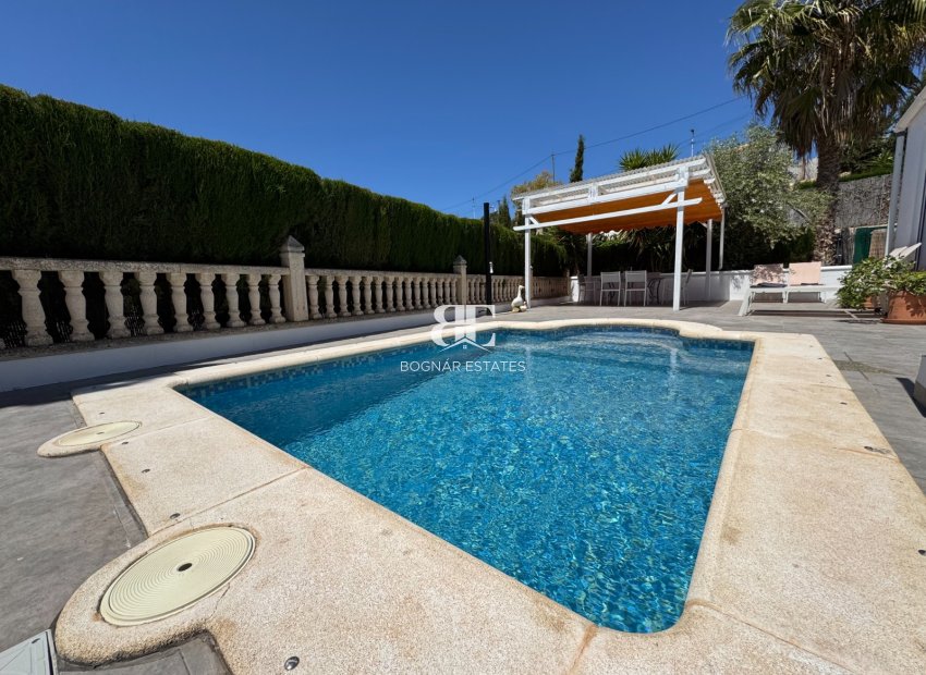 Resale - Villa -
Blanca