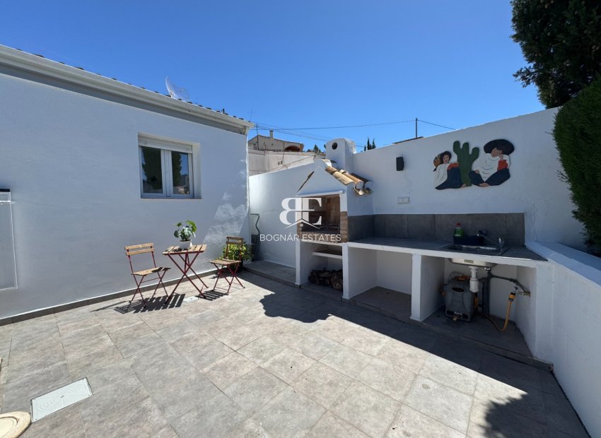 Resale - Villa -
Blanca