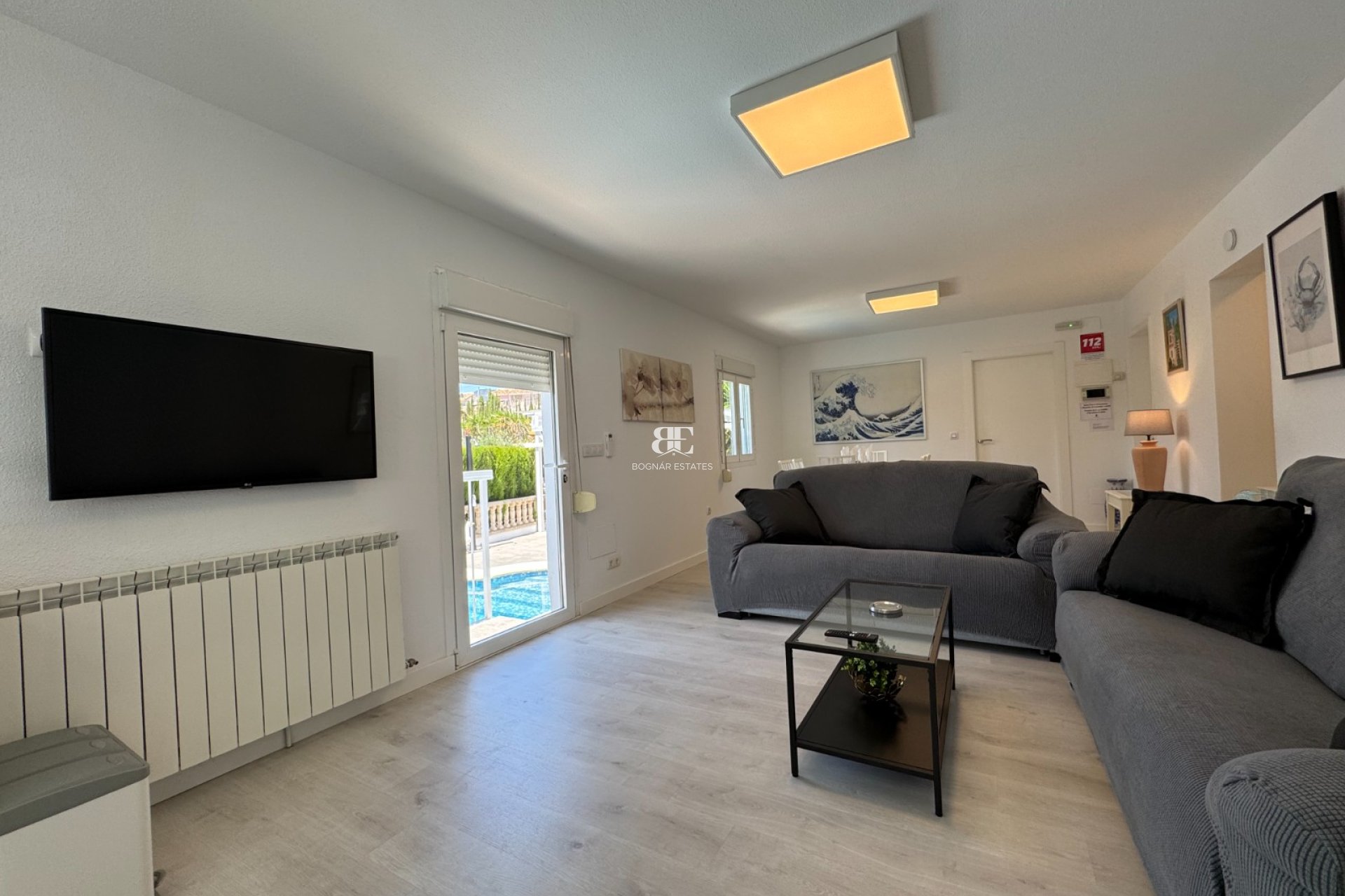 Resale - Villa -
Blanca