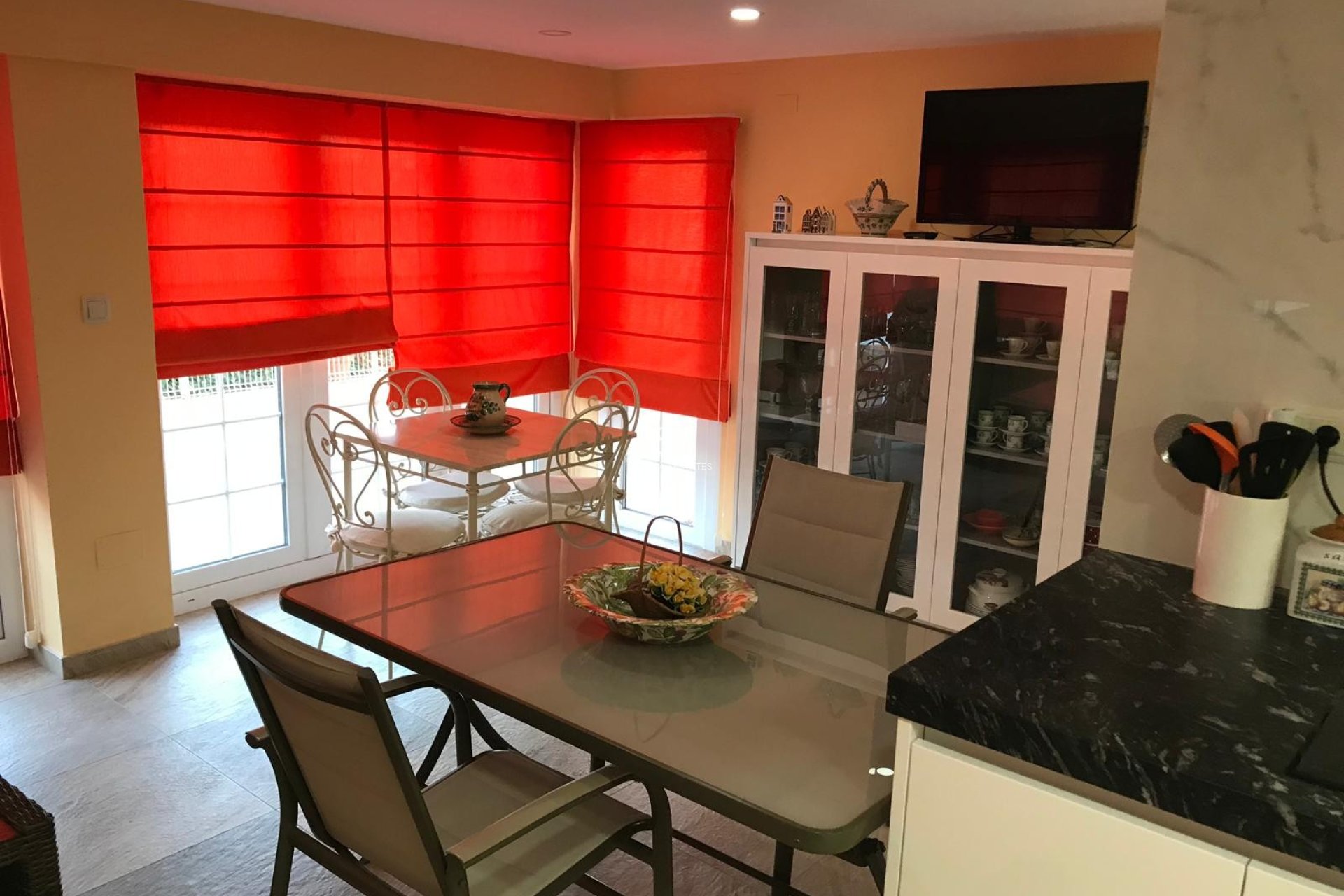Resale - Villa -
Cabo Roig