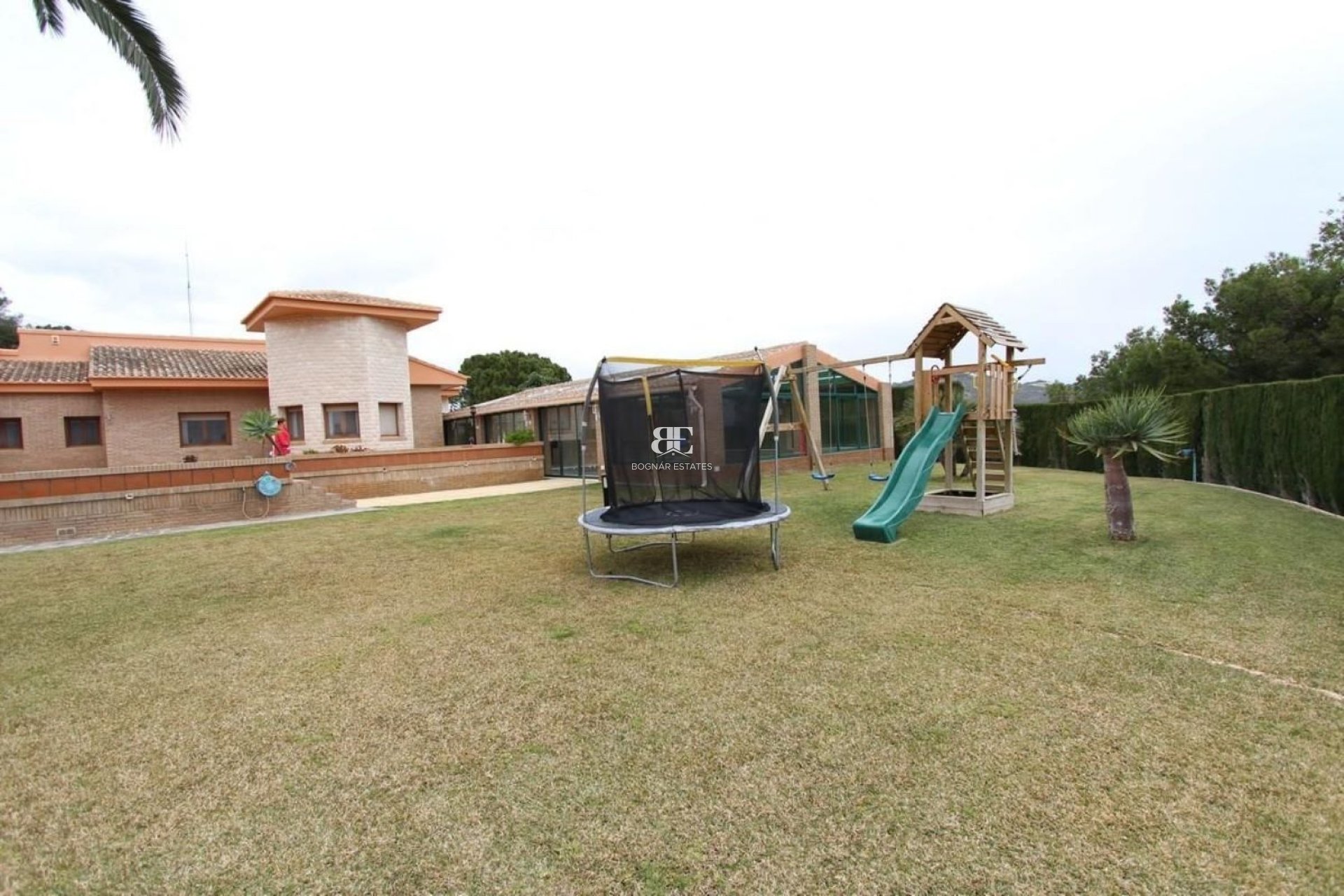 Resale - Villa -
Calpe - Gargasindi