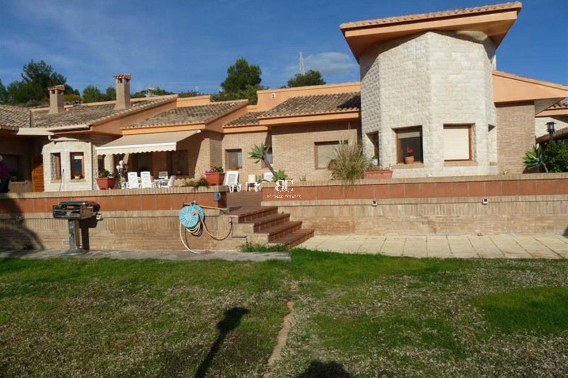 Resale - Villa -
Calpe - Gargasindi