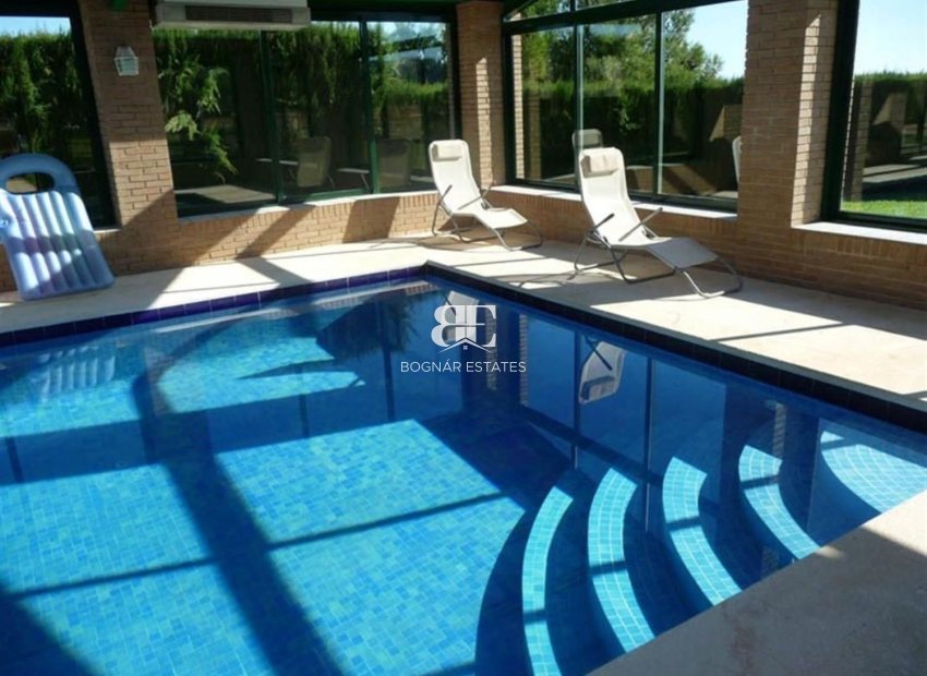 Resale - Villa -
Calpe - Gargasindi