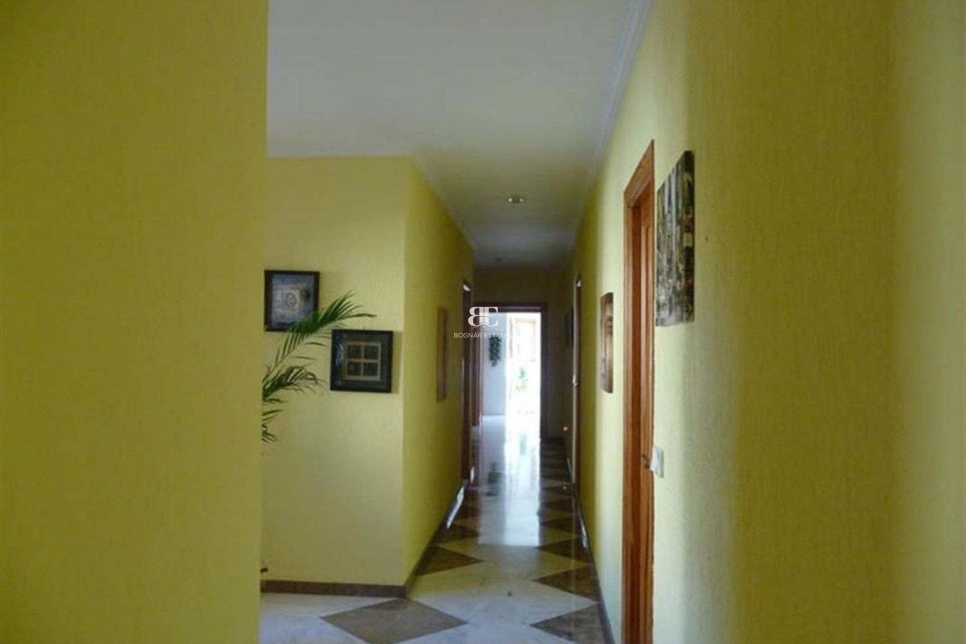 Resale - Villa -
Calpe - Gargasindi
